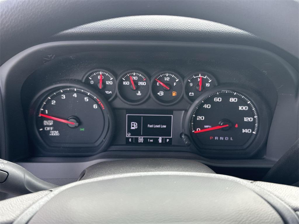 new 2025 GMC Sierra 1500 car, priced at $46,217