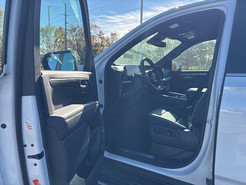 new 2025 Chevrolet Tahoe car, priced at $72,930