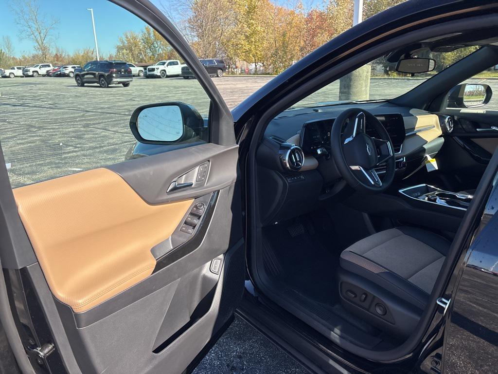 new 2026 Chevrolet Equinox car, priced at $38,282