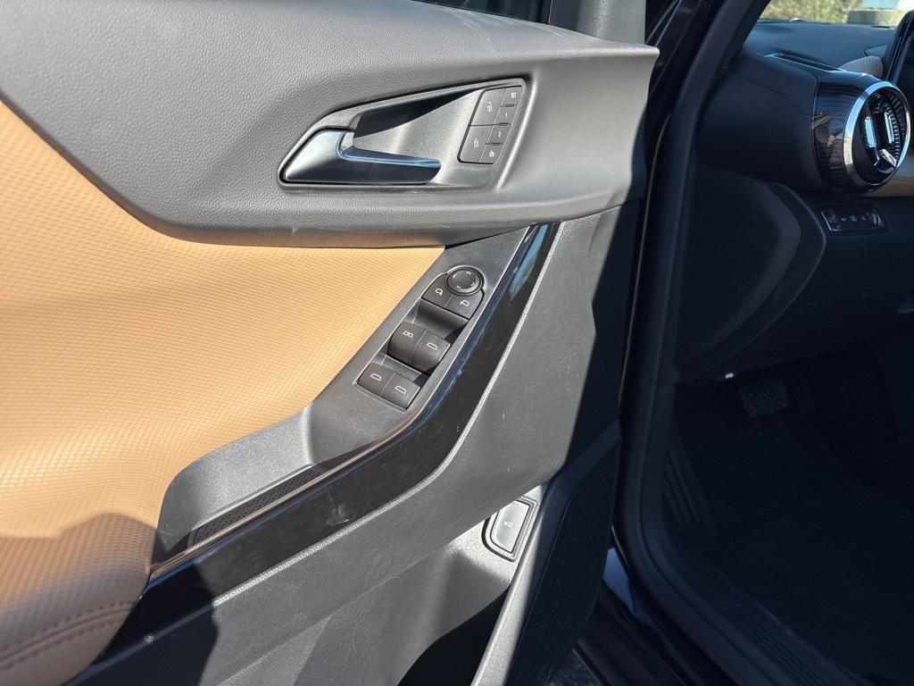 new 2026 Chevrolet Equinox car, priced at $38,282