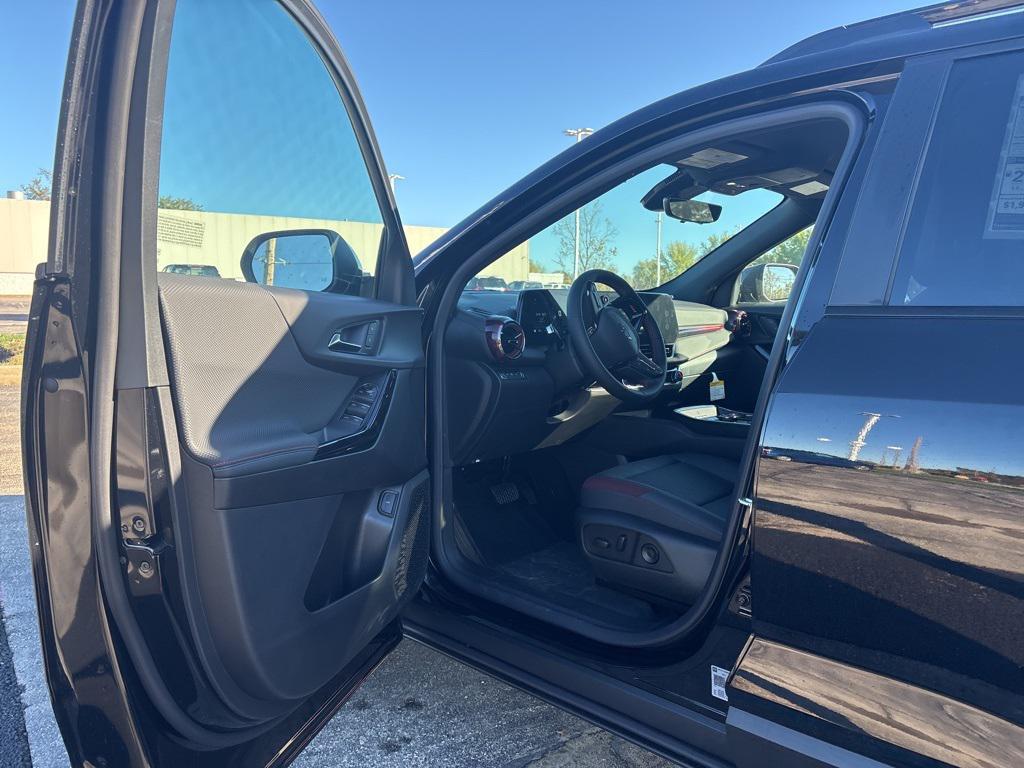 new 2026 Chevrolet Equinox car, priced at $37,373