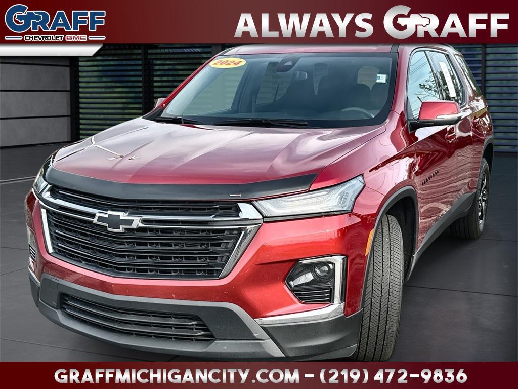 used 2024 Chevrolet Traverse car, priced at $33,655