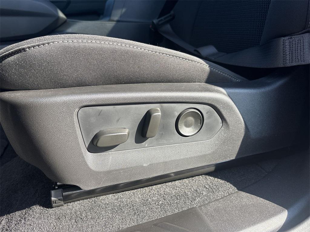 new 2026 Chevrolet Colorado car, priced at $40,995