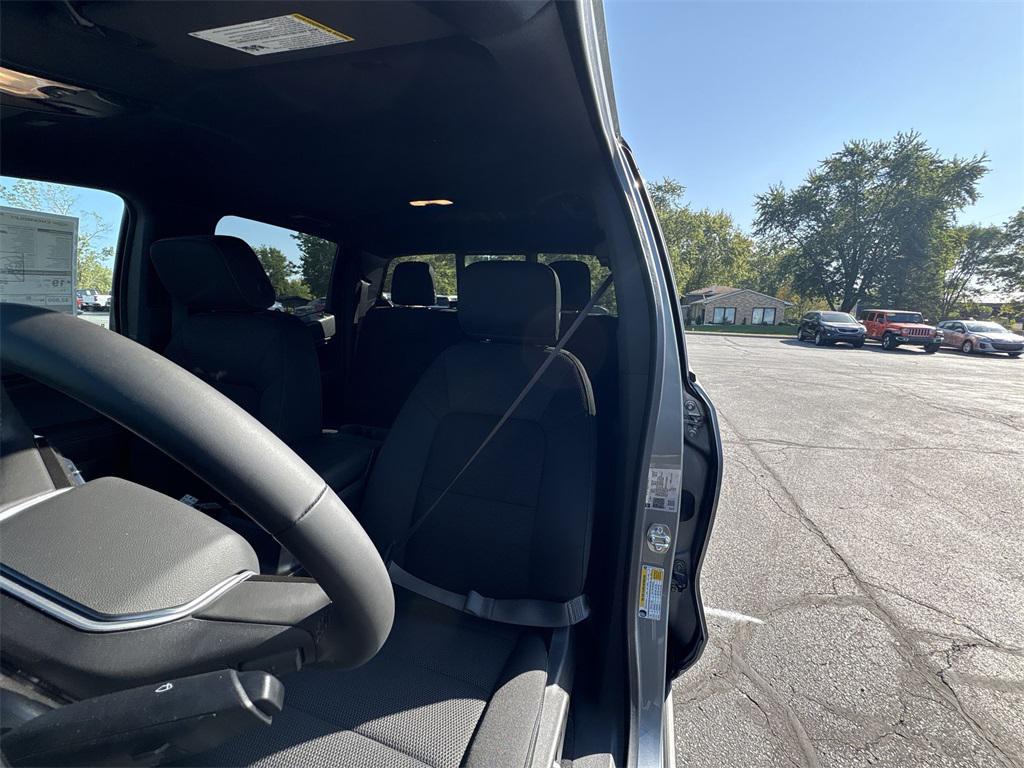 new 2026 Chevrolet Colorado car, priced at $40,995