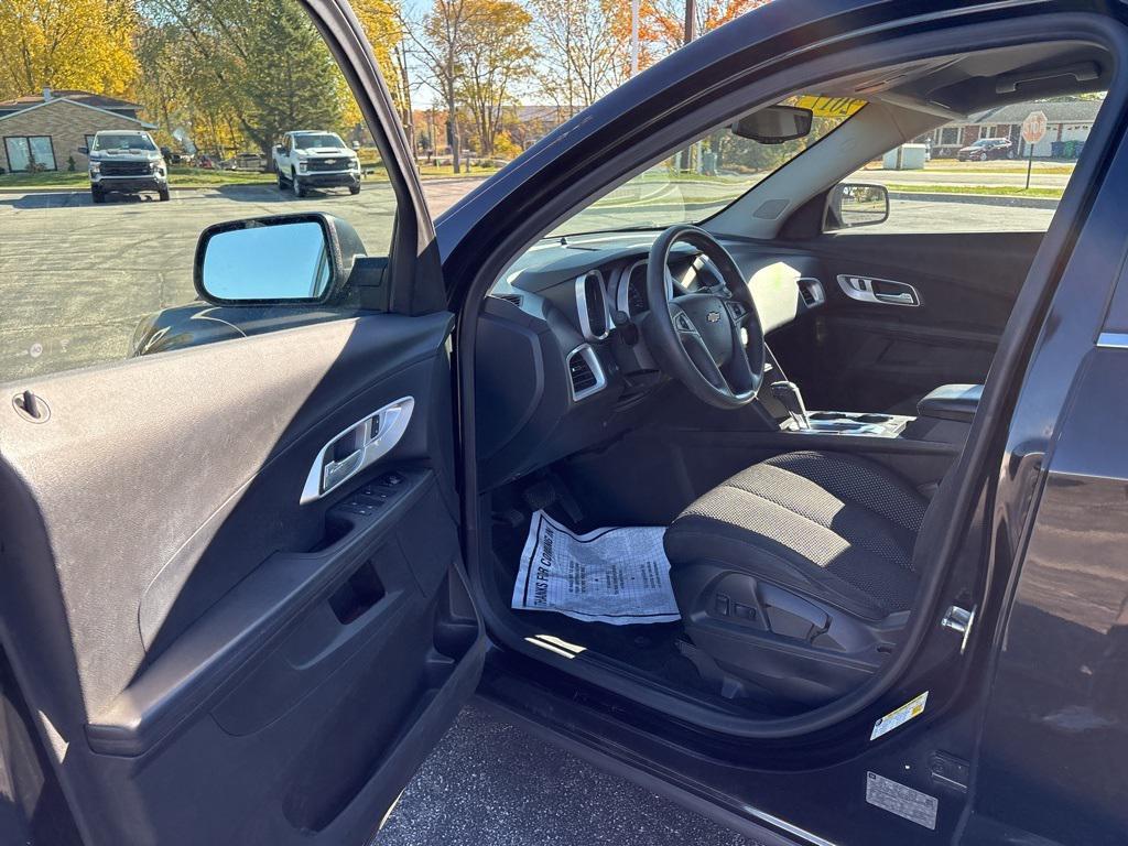 used 2017 Chevrolet Equinox car, priced at $8,500