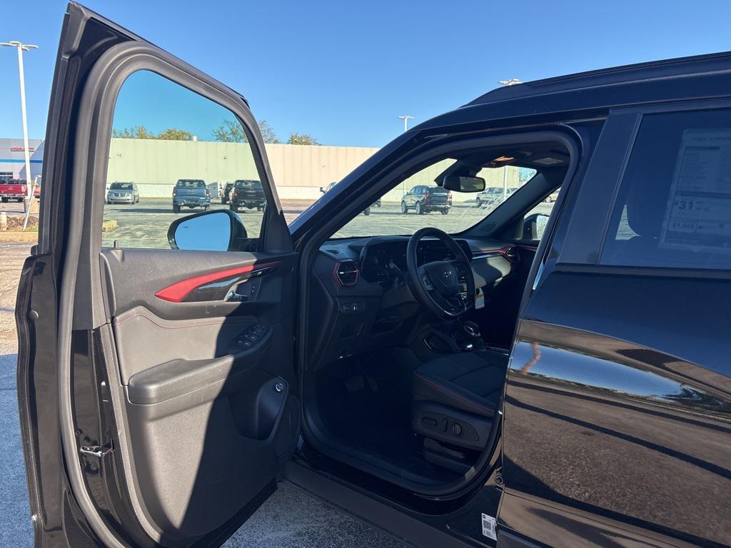 new 2026 Chevrolet TrailBlazer car, priced at $31,499