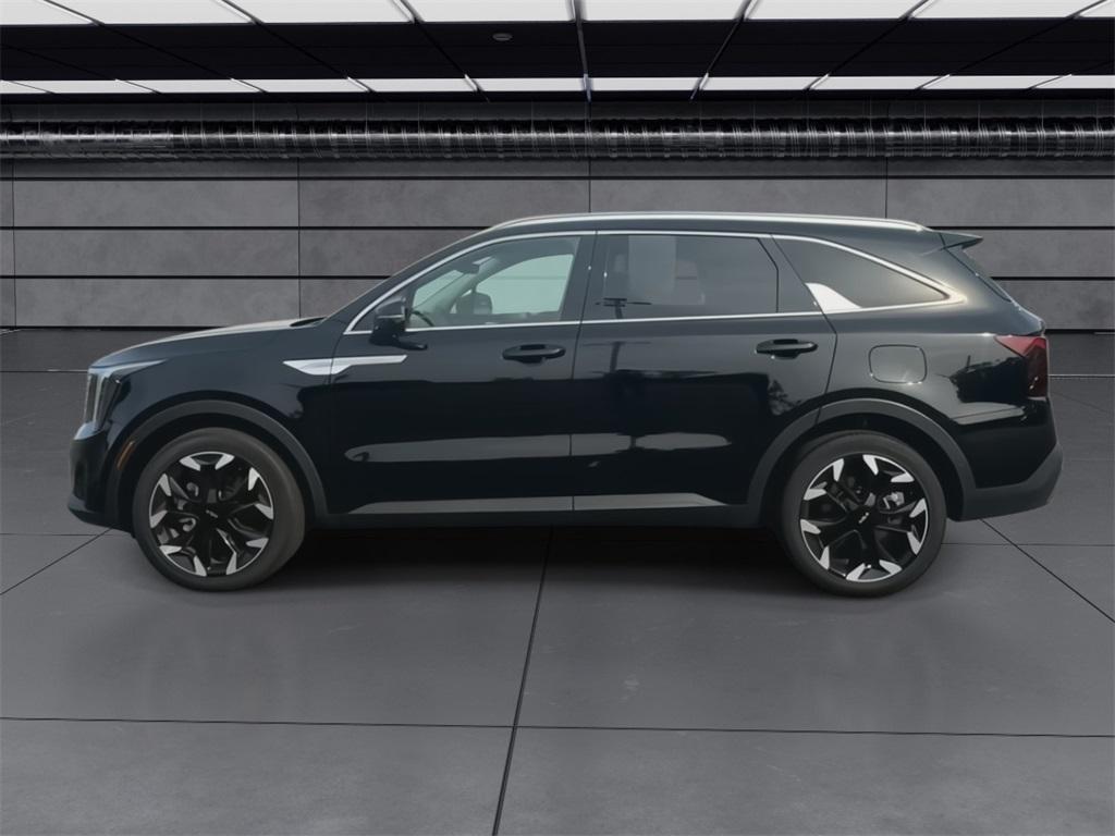 used 2025 Kia Sorento car, priced at $35,787