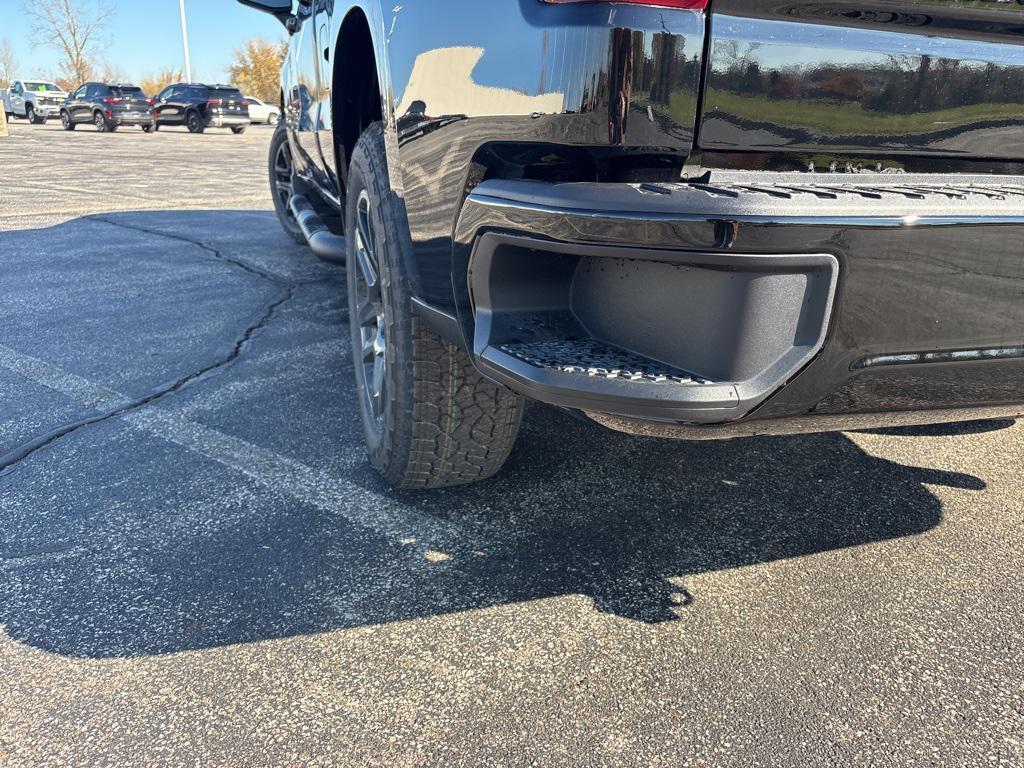 new 2026 Chevrolet Silverado 1500 car, priced at $47,495