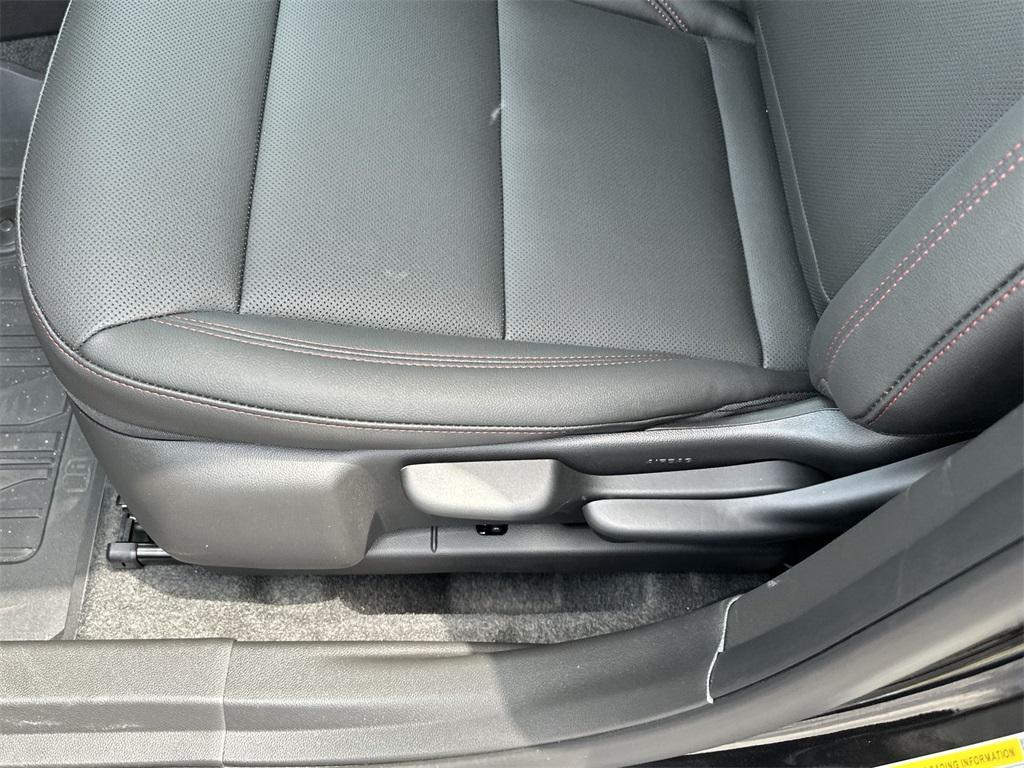 new 2025 Chevrolet Trax car, priced at $24,996