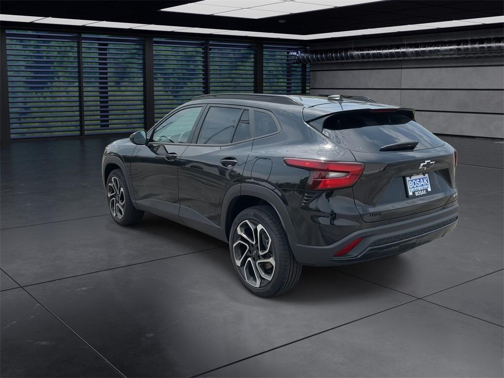 new 2025 Chevrolet Trax car, priced at $24,996