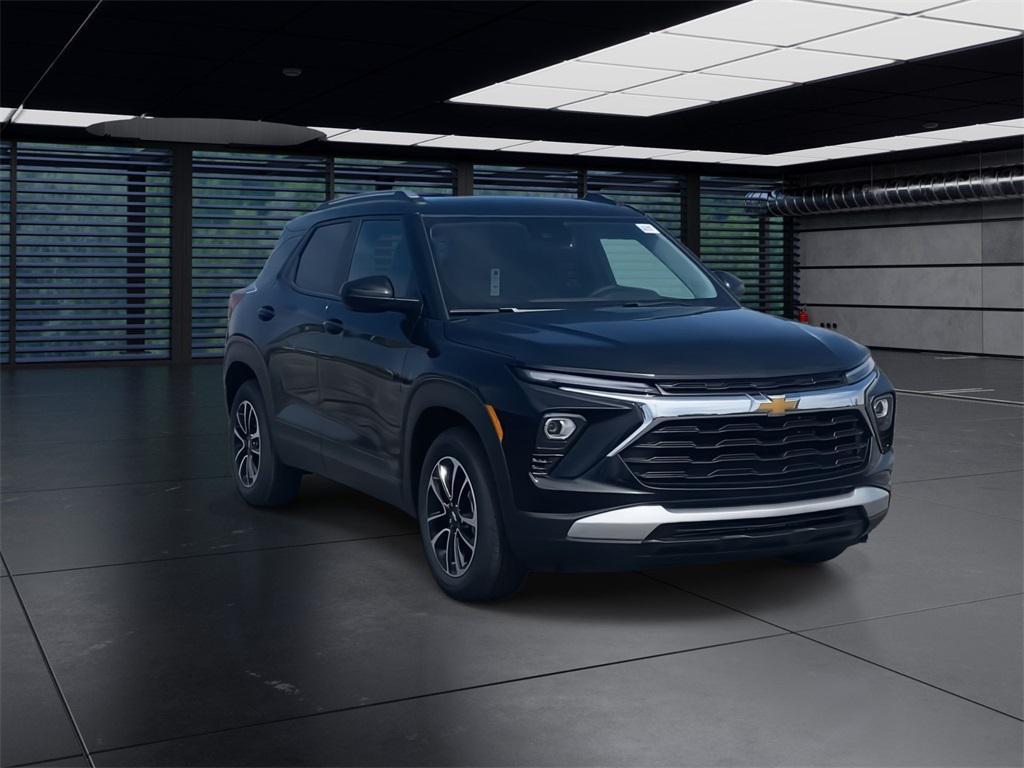 new 2025 Chevrolet TrailBlazer car, priced at $26,734