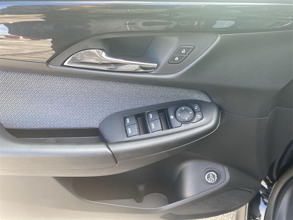 new 2025 Chevrolet TrailBlazer car, priced at $26,734