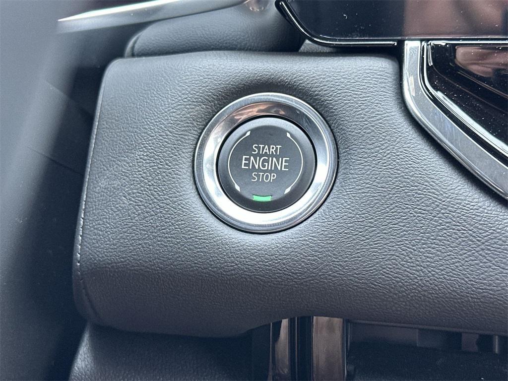 new 2025 GMC Canyon car, priced at $42,870