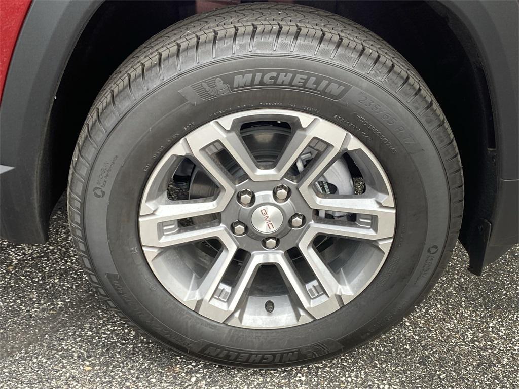 new 2025 GMC Terrain car, priced at $30,595