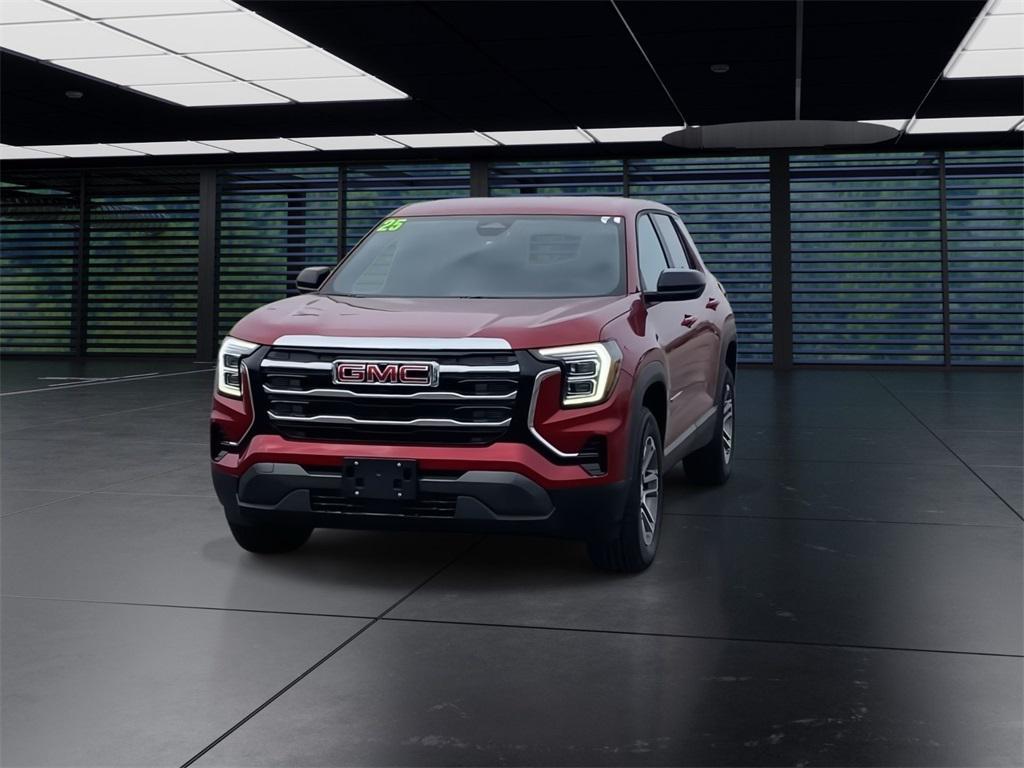 new 2025 GMC Terrain car, priced at $30,595