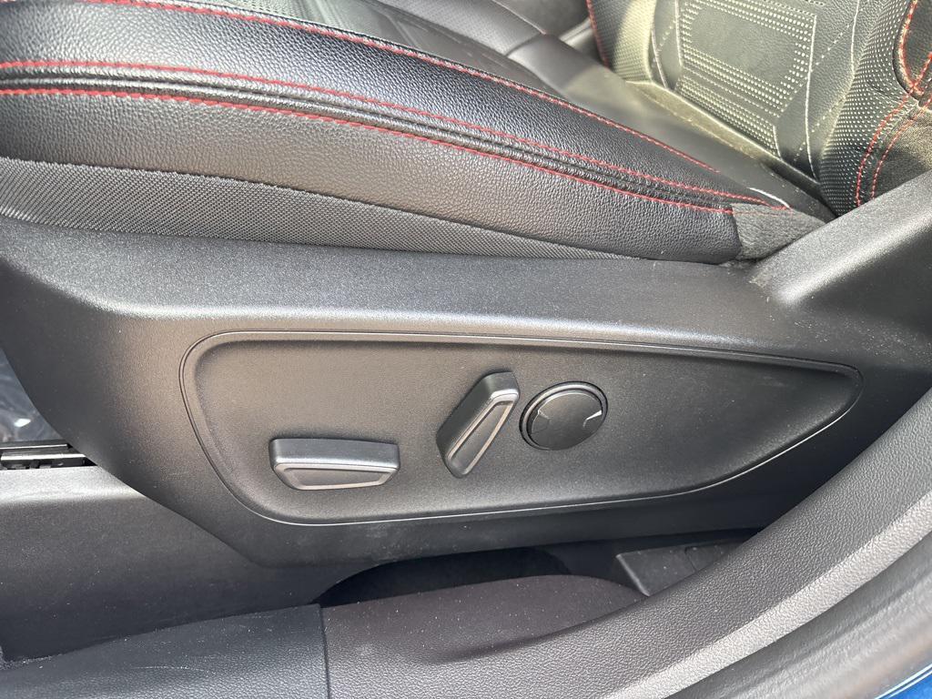 used 2023 Ford Escape car, priced at $26,996