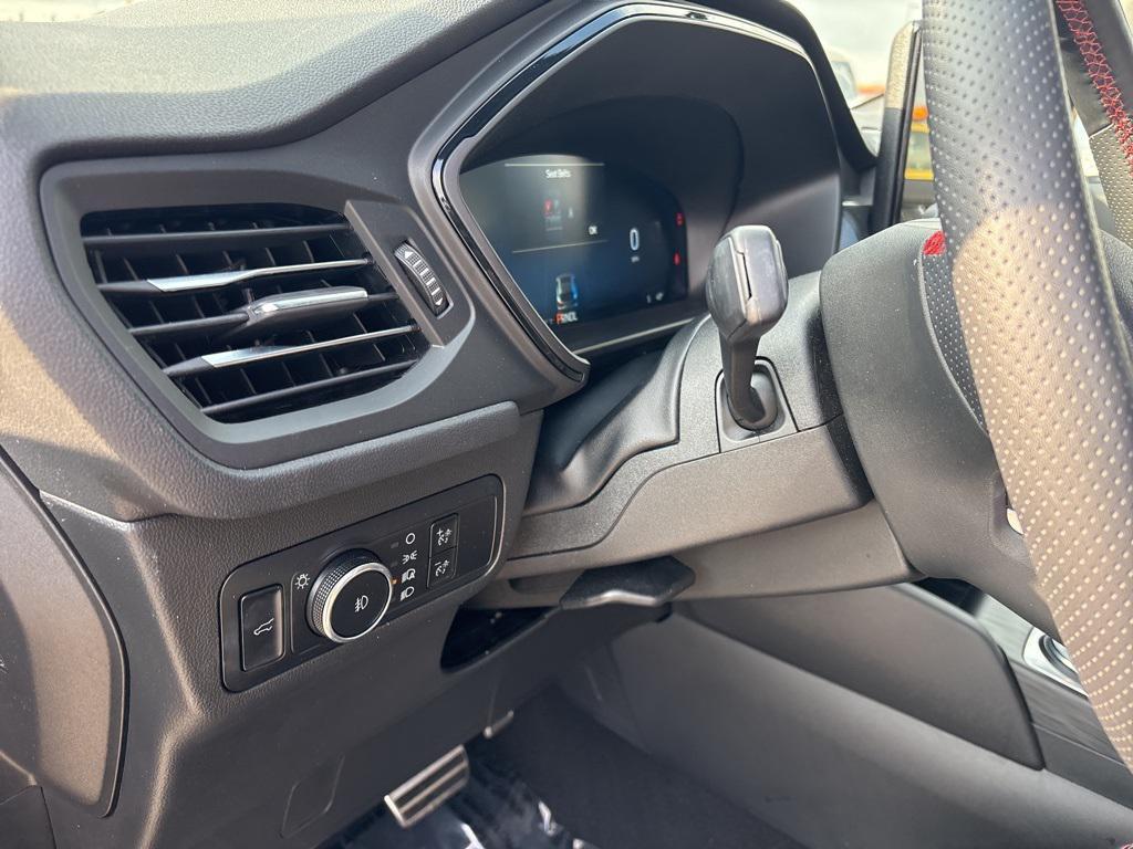 used 2023 Ford Escape car, priced at $26,996