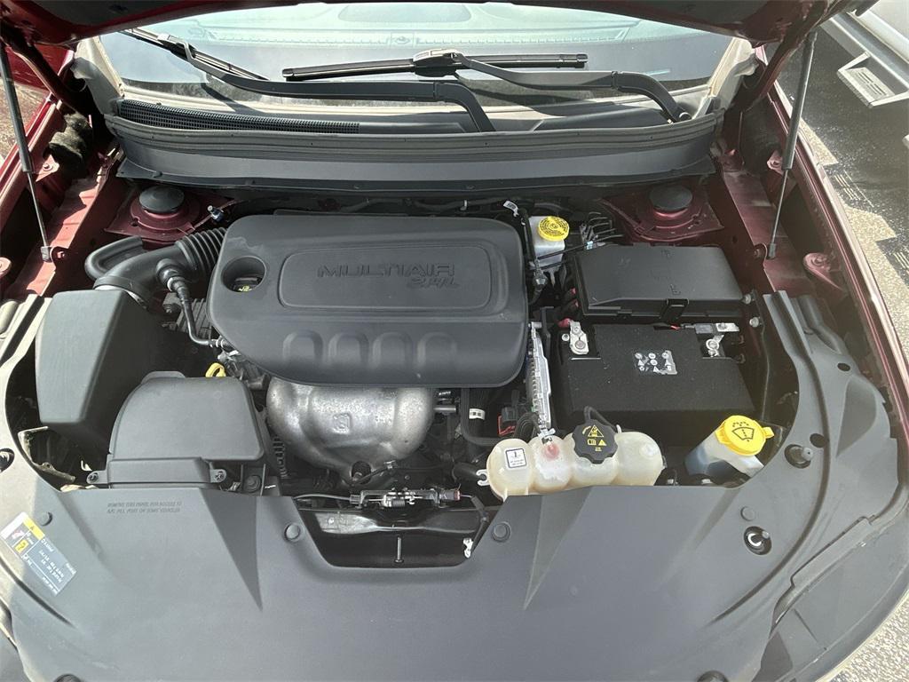 used 2019 Jeep Cherokee car, priced at $18,921