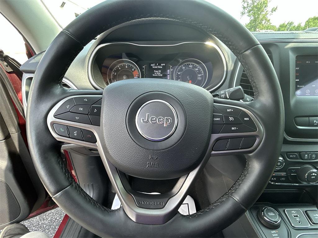used 2019 Jeep Cherokee car, priced at $18,921