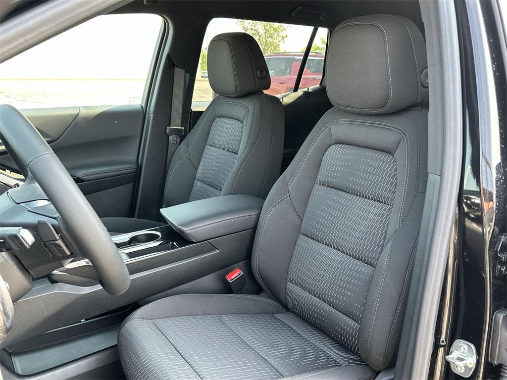 new 2026 Chevrolet Equinox car, priced at $27,995