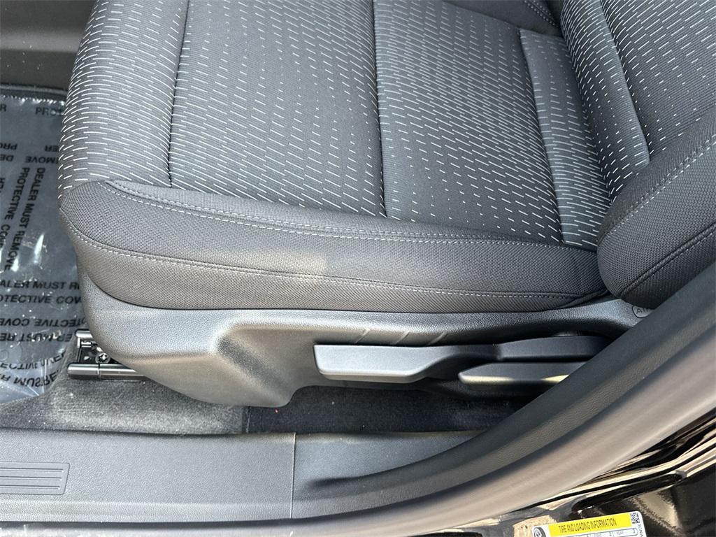 new 2026 Chevrolet Equinox car, priced at $27,995