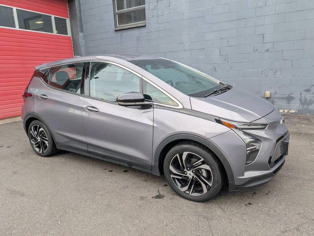used 2022 Chevrolet Bolt EV car, priced at $20,995
