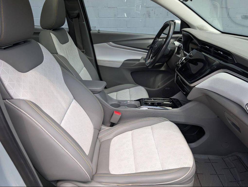 used 2022 Chevrolet Bolt EUV car, priced at $20,995