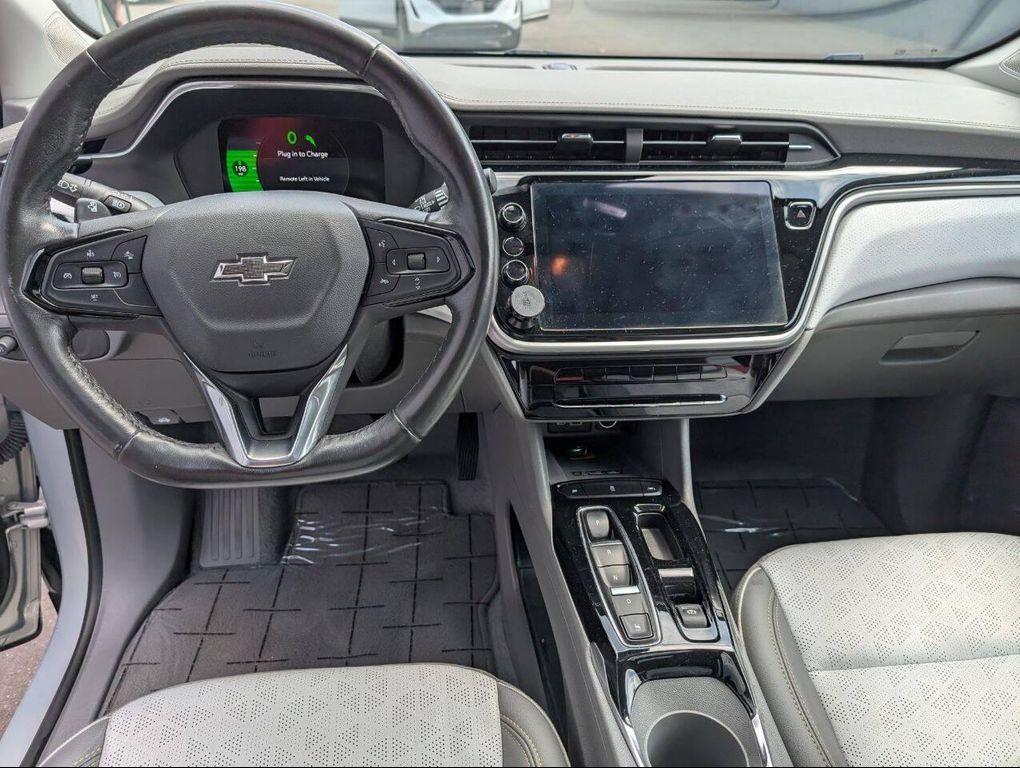 used 2022 Chevrolet Bolt EUV car, priced at $20,995
