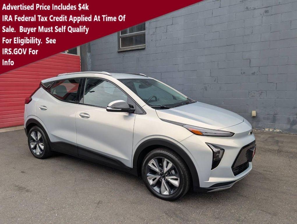 used 2022 Chevrolet Bolt EUV car, priced at $20,995