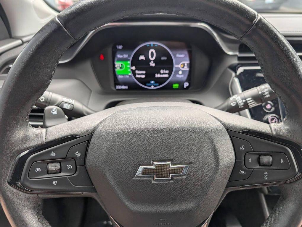 used 2022 Chevrolet Bolt EUV car, priced at $20,995
