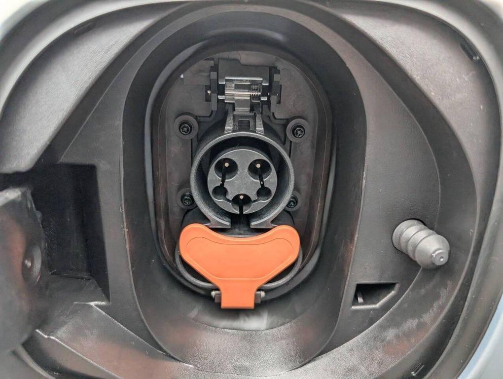 used 2022 Chevrolet Bolt EUV car, priced at $20,995