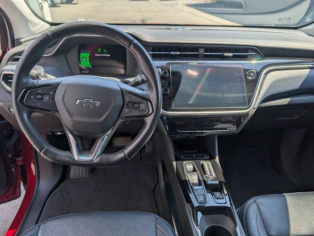 used 2022 Chevrolet Bolt EUV car, priced at $20,995