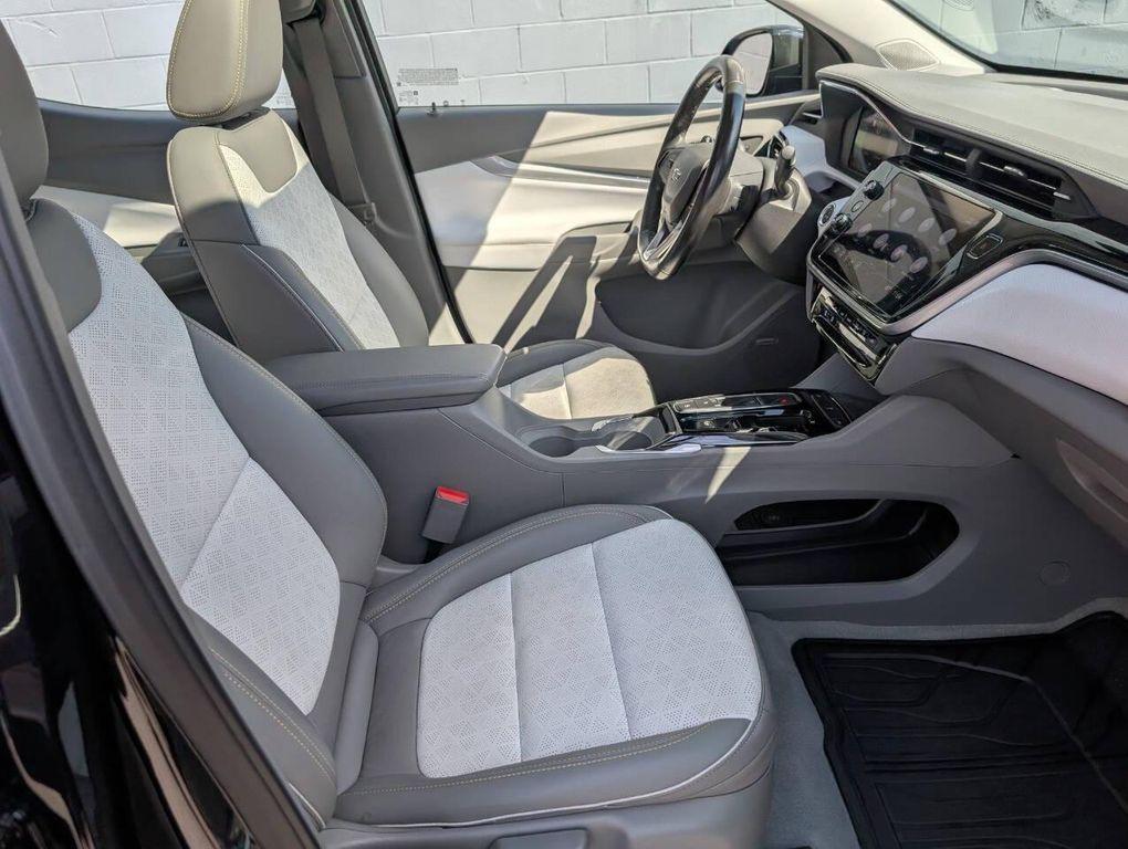 used 2022 Chevrolet Bolt EUV car, priced at $20,995