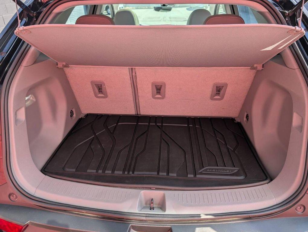 used 2022 Chevrolet Bolt EUV car, priced at $20,995
