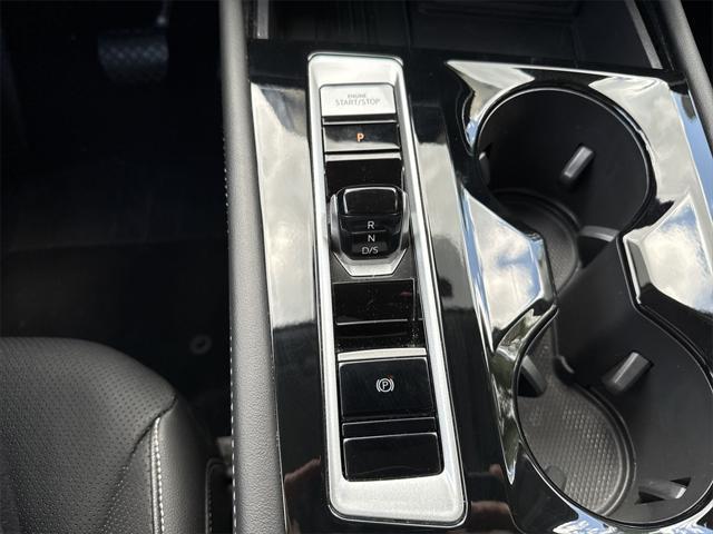 used 2025 Volkswagen Atlas car, priced at $39,899