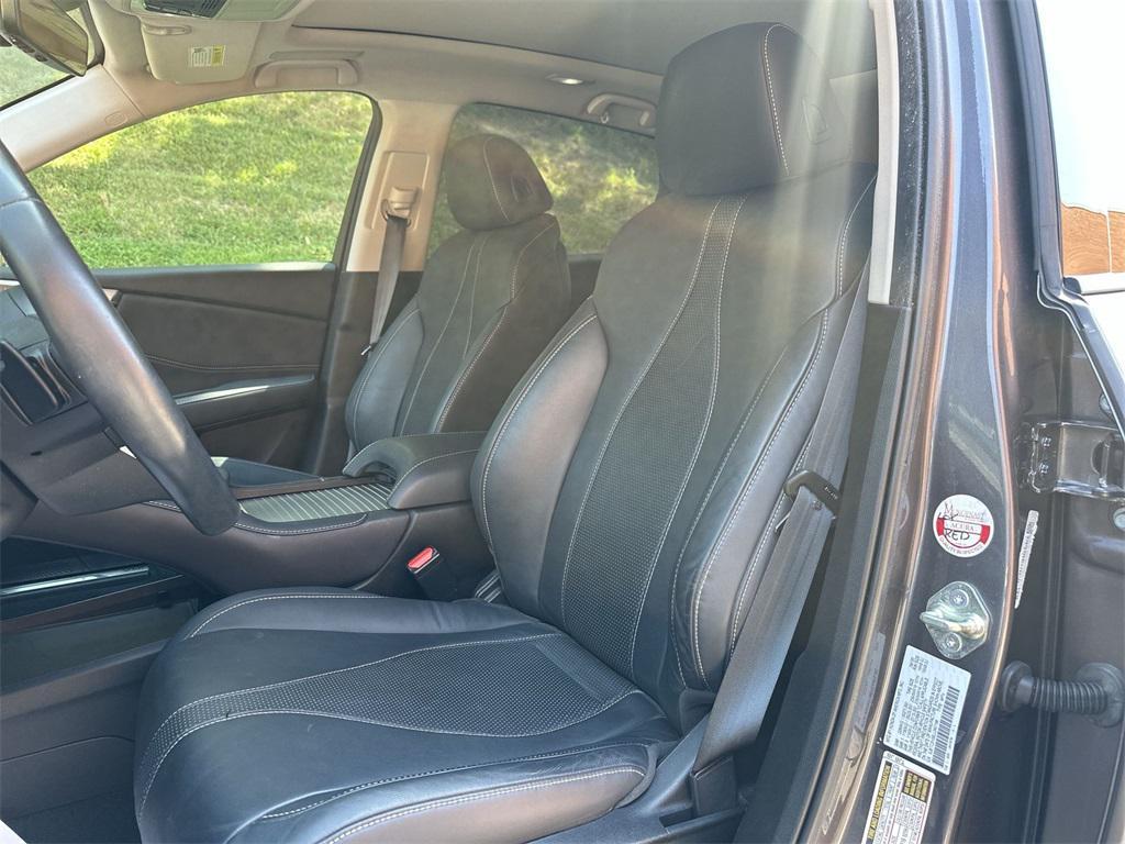 used 2020 Acura RDX car, priced at $30,959