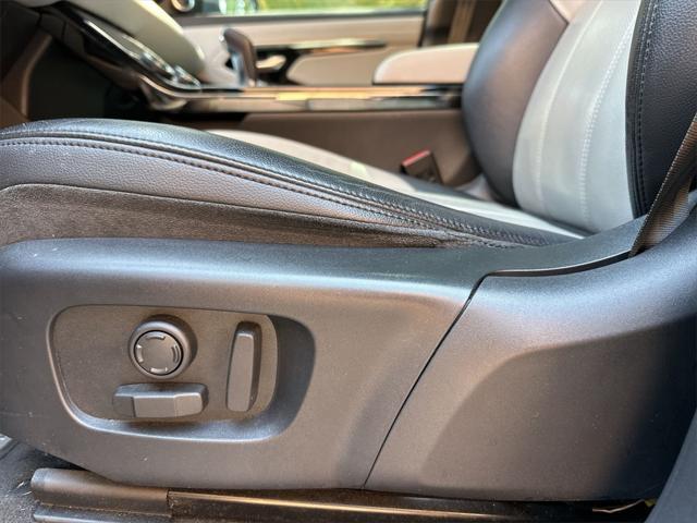 used 2020 Land Rover Range Rover Evoque car, priced at $32,776