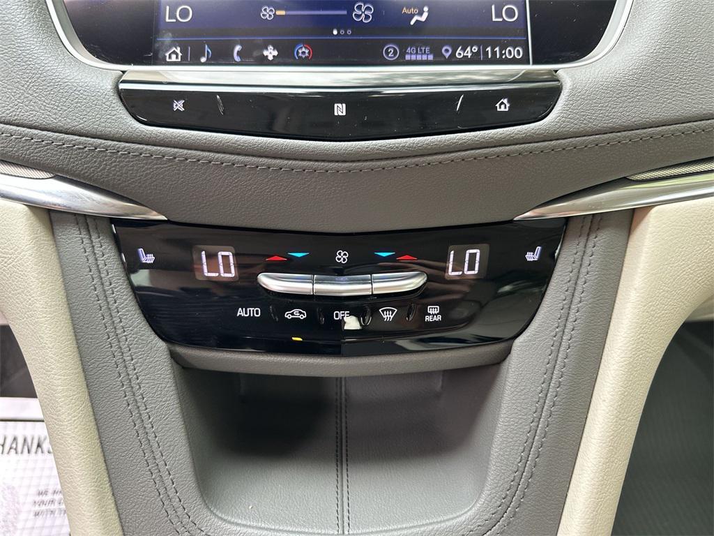 used 2020 Cadillac XT5 car, priced at $25,897