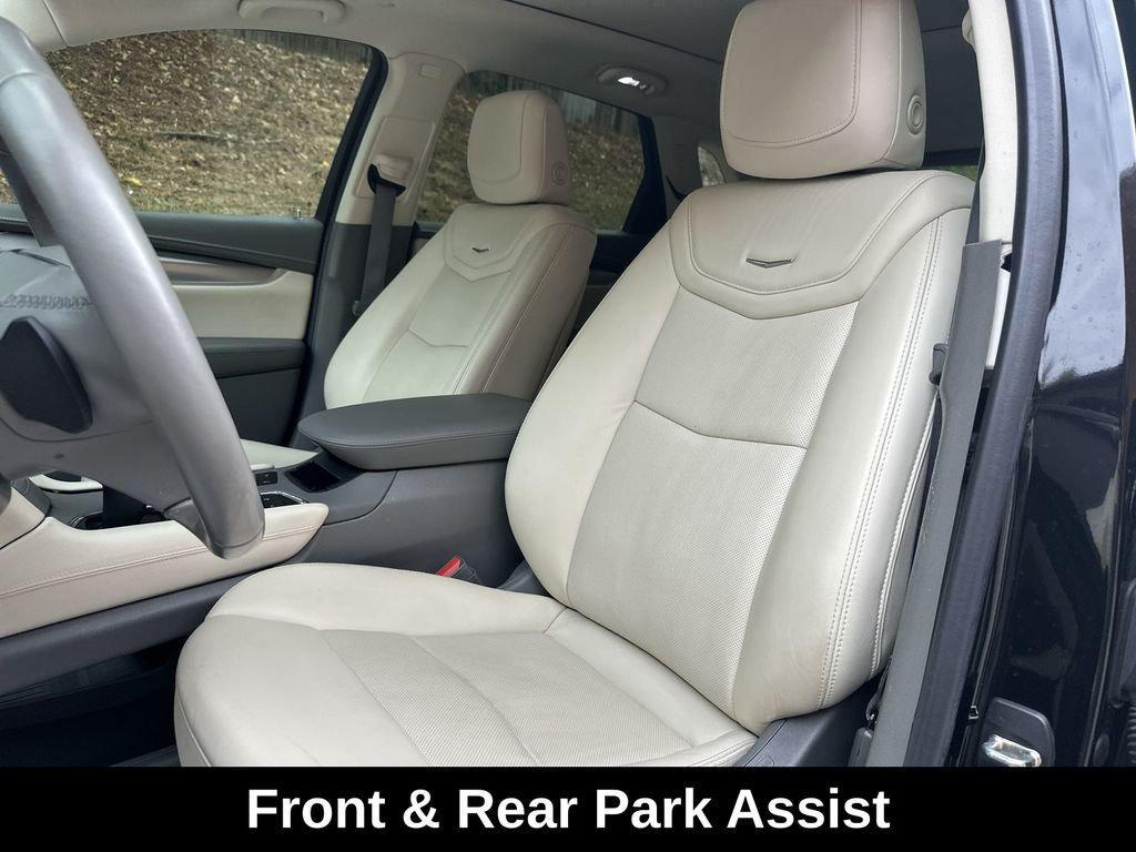 used 2020 Cadillac XT5 car, priced at $25,897