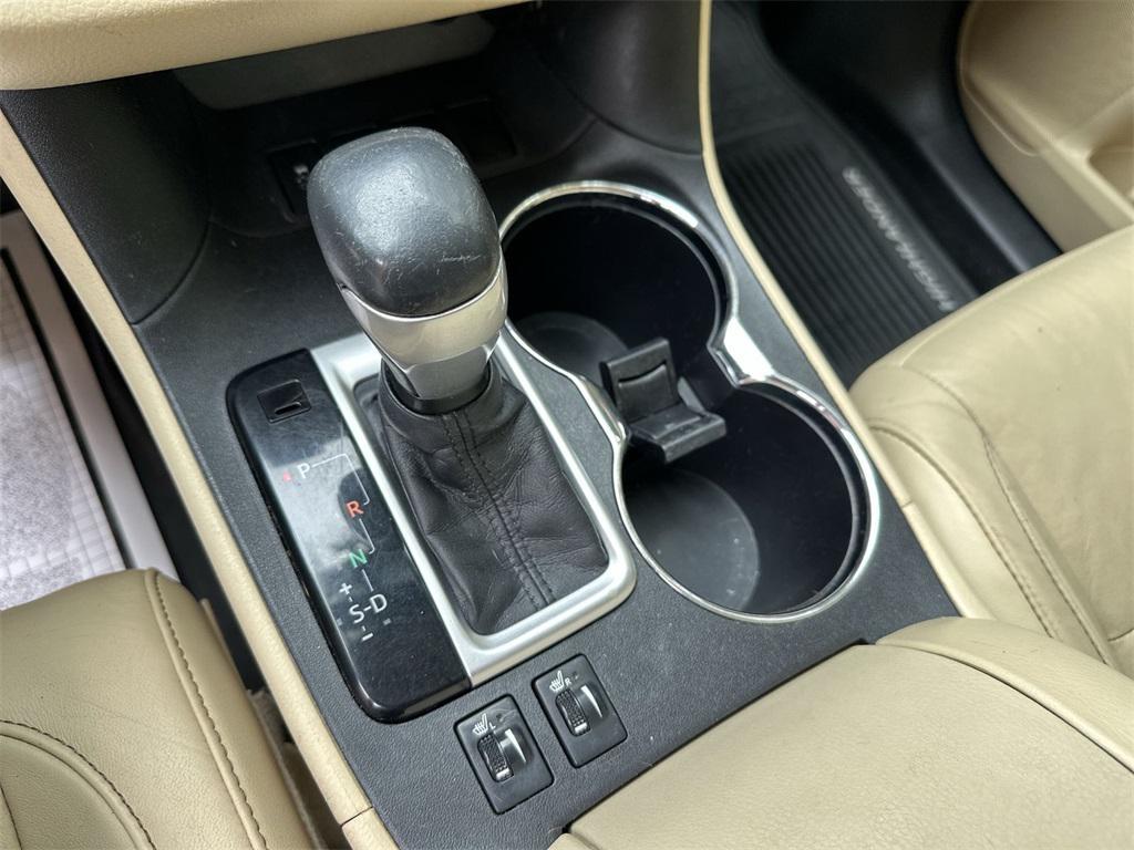 used 2015 Toyota Highlander car, priced at $16,878