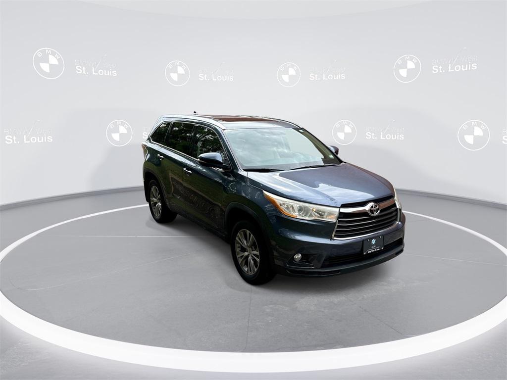used 2015 Toyota Highlander car, priced at $16,878
