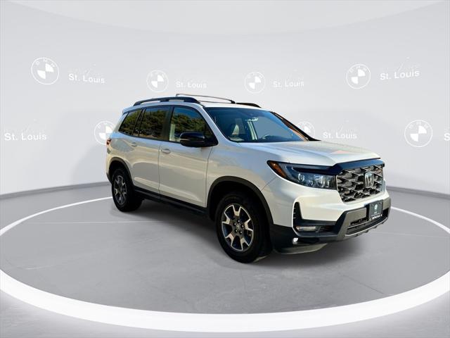 used 2022 Honda Passport car, priced at $32,445