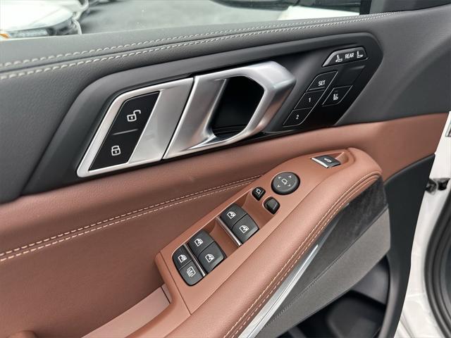 new 2026 BMW X7 car, priced at $97,165