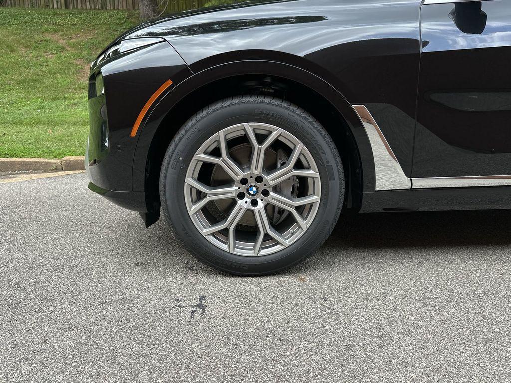 new 2026 BMW X7 car, priced at $96,485
