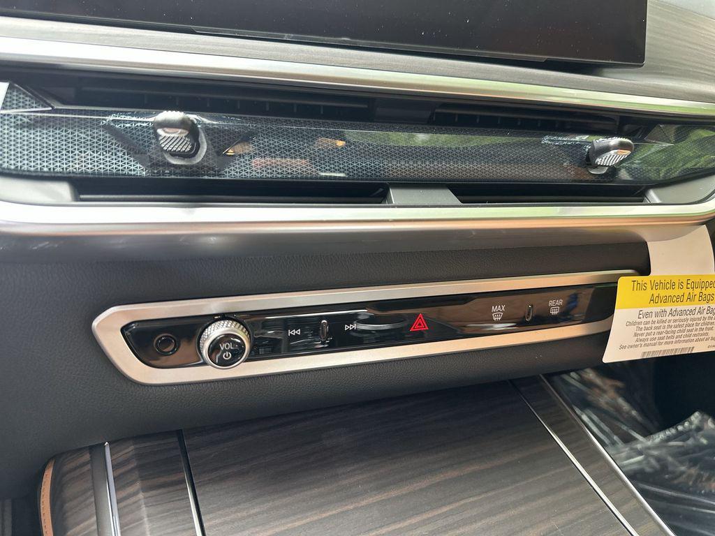new 2026 BMW X7 car, priced at $96,485