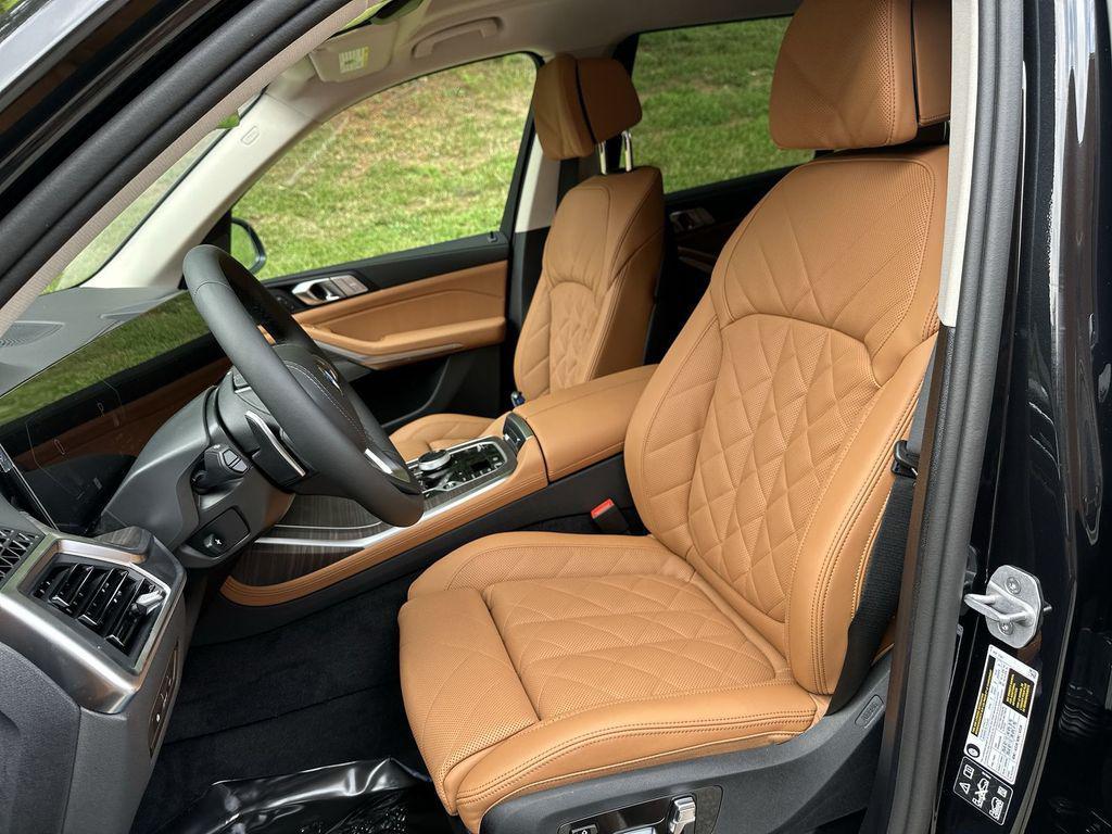 new 2026 BMW X7 car, priced at $96,485