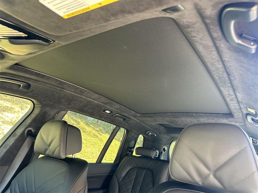 new 2026 BMW X7 car, priced at $99,375