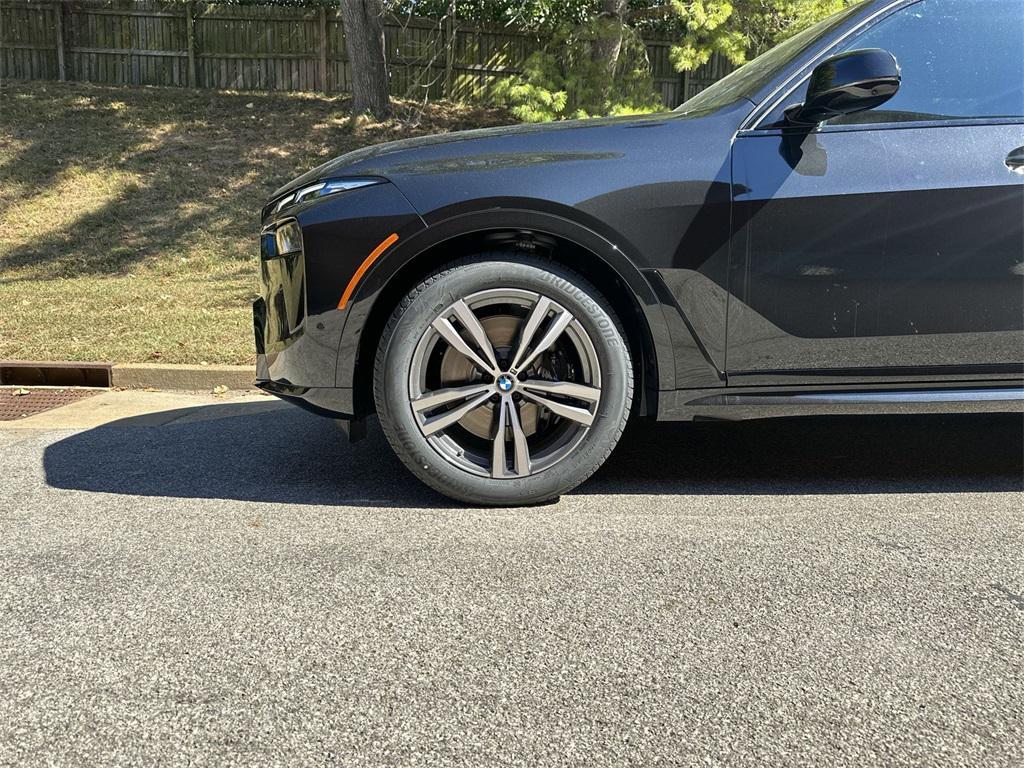 new 2026 BMW X7 car, priced at $99,375