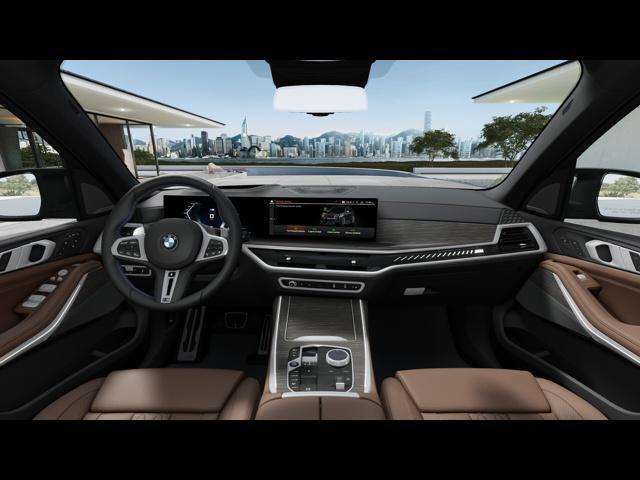 new 2025 BMW X7 car, priced at $118,900