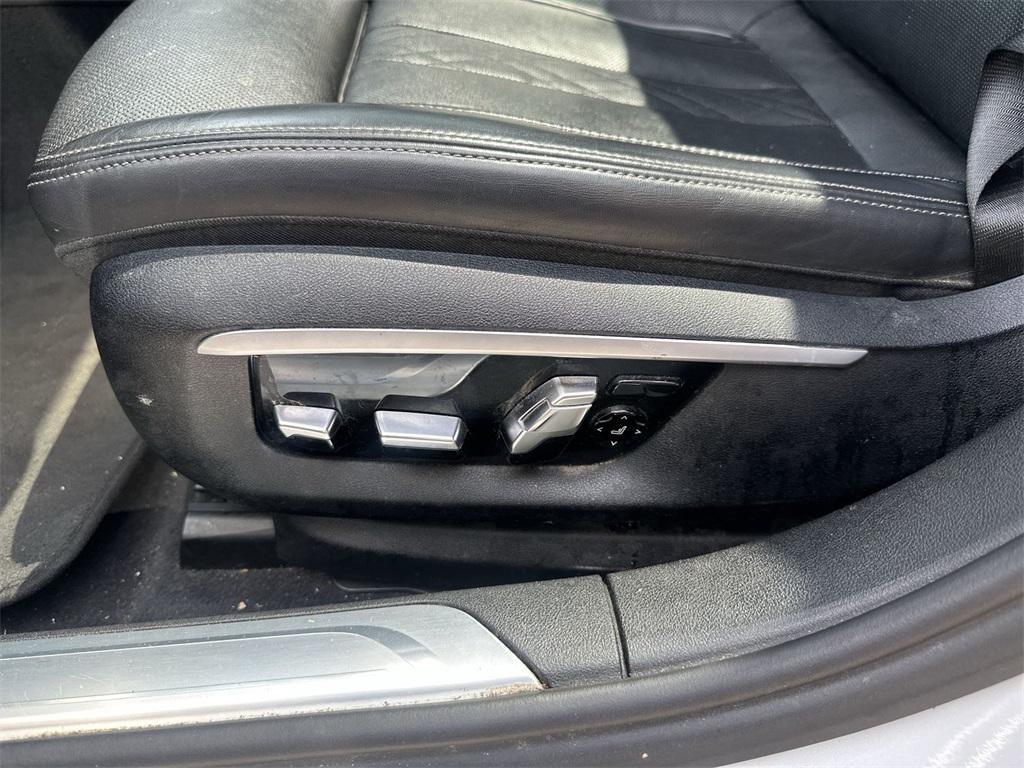 used 2017 BMW 750 car, priced at $18,989